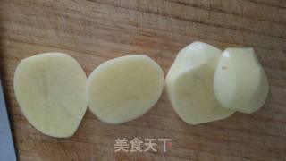 炸薯条的做法步骤：2