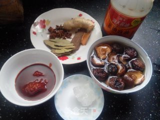 家常腐乳红烧排骨的做法步骤：1