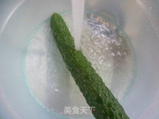 香干五花肉炒青瓜的做法步骤：2