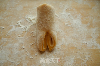 南瓜猪蹄卷的做法步骤：12