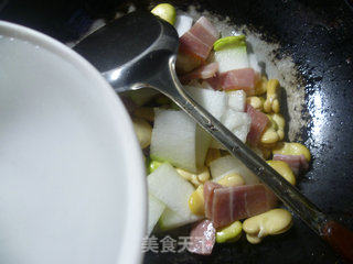咸肉蚕豆冬瓜汤的做法步骤：7