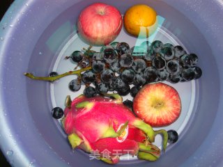 蜂蜜奶油水果盘的做法步骤：1