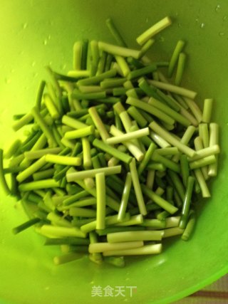 蒜苔炒香干（失败版）的做法步骤：1