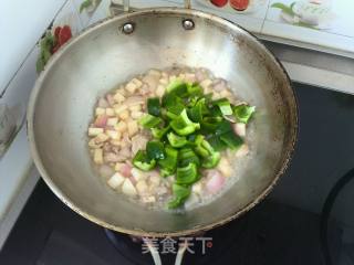 葱蒜炒杏鲍菇加青椒的做法步骤：8