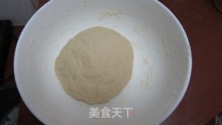紫薯花形面包的做法步骤：3