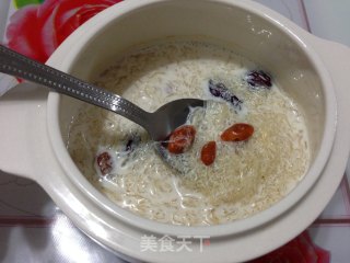 阿胶鲜奶炖燕窝的做法步骤：9