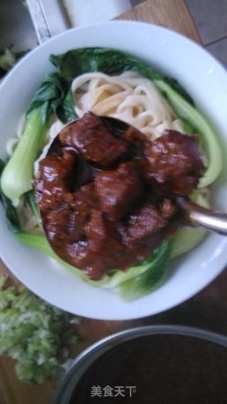 红烧牛肉面--舌尖上的美食2的做法步骤：9