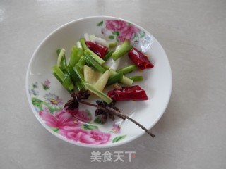 香辣田螺的做法步骤：4