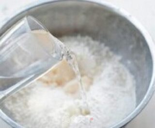 红豆千层酥的做法步骤：1