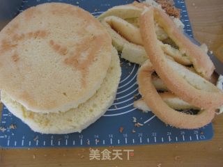 黄桃慕斯蛋糕的做法步骤：2