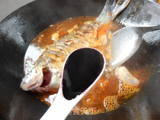 红烧鳊鱼的做法步骤：7