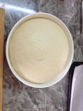 肉松火腿排包的做法步骤：4