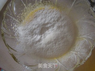 北海道戚风蛋糕的做法步骤：9