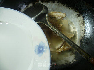 青椒香菇炒笋干的做法步骤：6