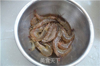 白灼基围虾的做法步骤：2