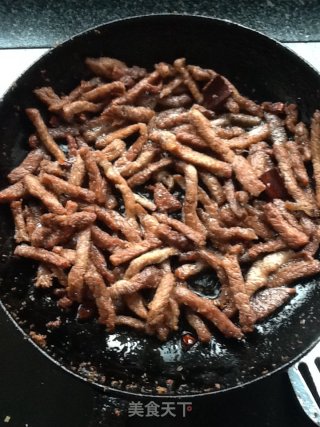 零嘴麻辣牛肉干的做法步骤：3