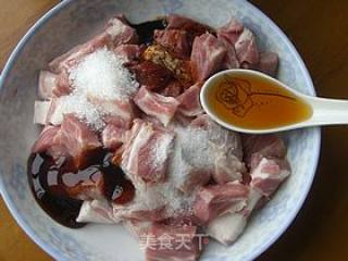 板栗鲜肉粽的做法步骤：2