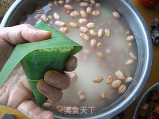 板栗鲜肉粽的做法步骤：7