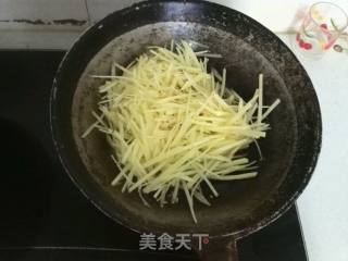 蒜香土豆丝的做法步骤：4