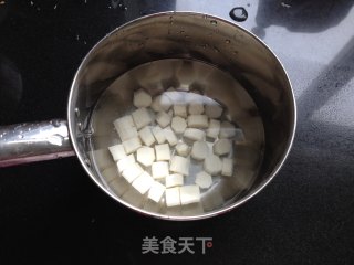 山药百合银耳羹的做法步骤：3