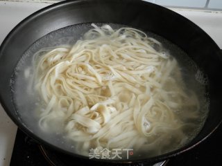 三鲜肉丝打卤面的做法步骤：12