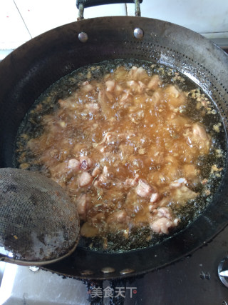 辣子鸡--香辣辣的家常菜的做法步骤：2