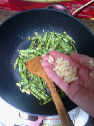 干煸四季豆的做法步骤：7