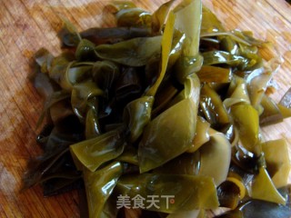 海带炖排骨的做法步骤：2