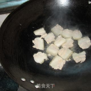 干萝卜炒五花肉的做法步骤：3