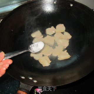干萝卜炒五花肉的做法步骤：4
