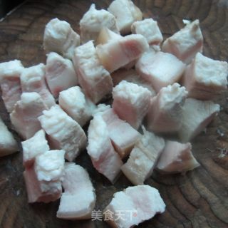 香叶红烧肉的做法步骤：2