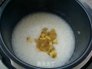 变蛋生菜粥的做法步骤：6