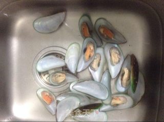 芝士焗青口的做法步骤：1