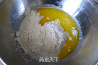 苹果肉桂可丽饼的做法步骤：1