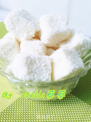 给你一夏清凉~简单易学的香滑椰丝小方的做法步骤：10