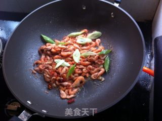 油爆河虾的做法步骤：6