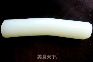 酸辣红油绿豆凉粉的做法步骤：1