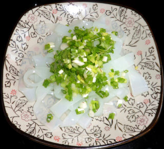 酸辣红油绿豆凉粉的做法步骤：5