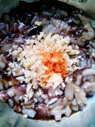 鲜香鱿鱼馅饼的做法步骤：5