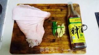 冰糖肘子 - 全程图解 美味知足的做法步骤：1