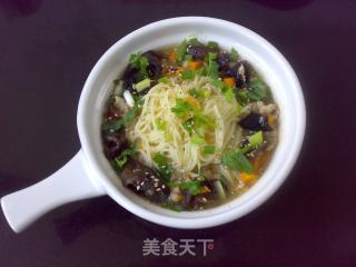 酸辣意粉的做法步骤：7