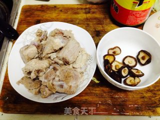 大马肉骨茶 - 全程图解 不一样的大马风味的做法步骤：6