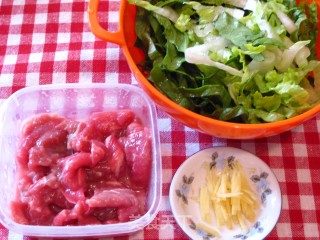 生滚牛肉生菜粥的做法步骤：1