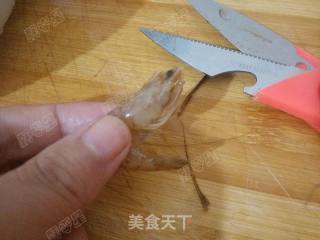 油爆虾的做法步骤：2