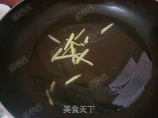 油爆虾的做法步骤：3