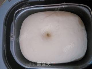 韩式辣酱花卷的做法步骤：1