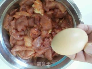 锅包肉的做法步骤：3