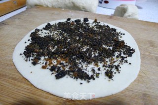 寒冷的冬日，它的名字叫温暖——芝麻红糖饼的做法步骤：4
