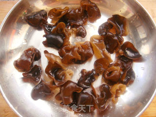 香菇木耳蒸鸡的做法步骤：6