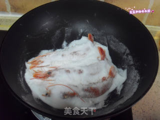 盐焗紅虾的做法步骤：4